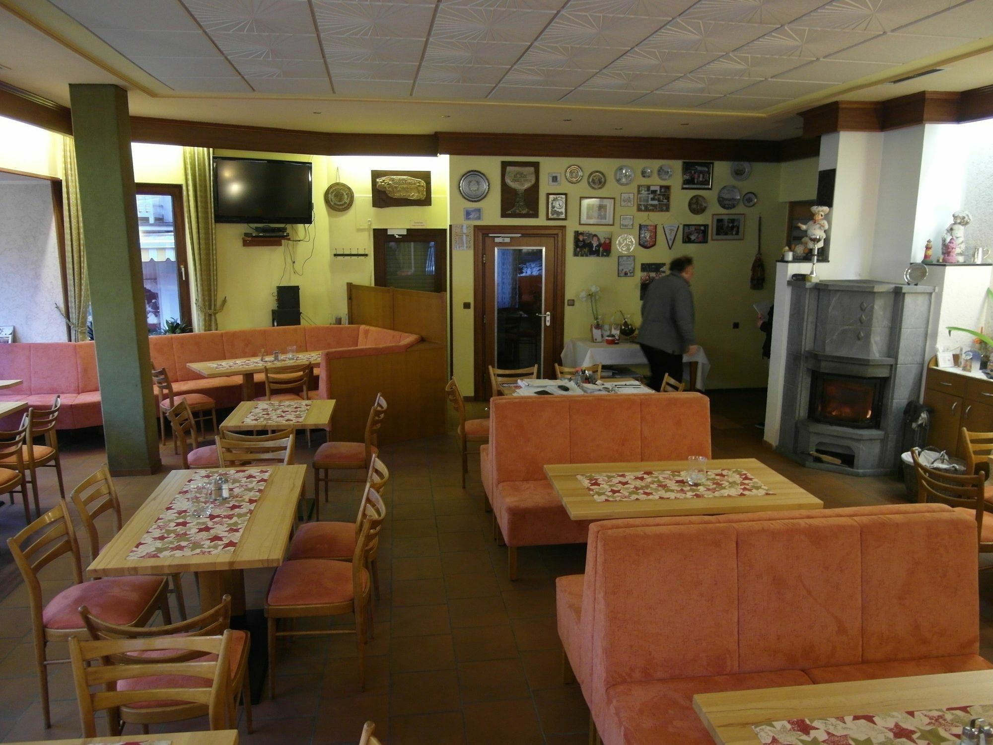 Hotel Zum Weissen Kreuz Altenahr Exteriér fotografie